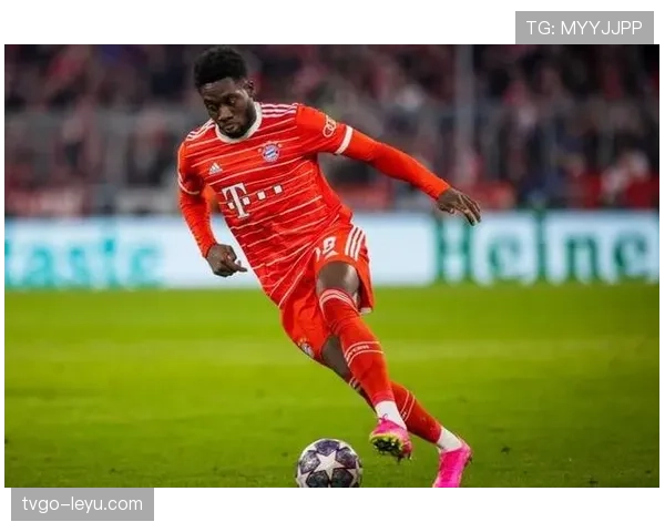 阿德耶米表现稳健，新星崛起引足坛瞩目