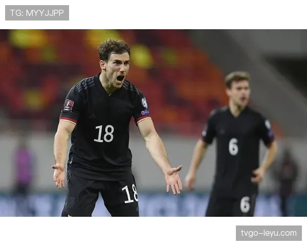 福登训练中展现惊人技术与团队默契，稳健表现引关注