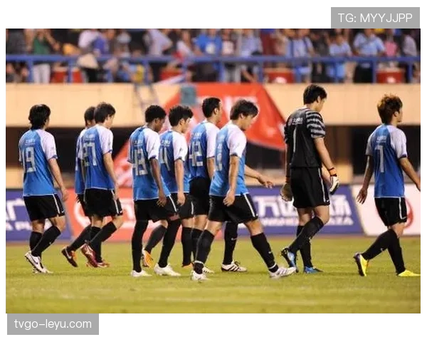 离场后还能被罚下?解析球员离场后的纪律处罚规则 离场后还能被罚下?解析球员离场后的纪律处罚规则