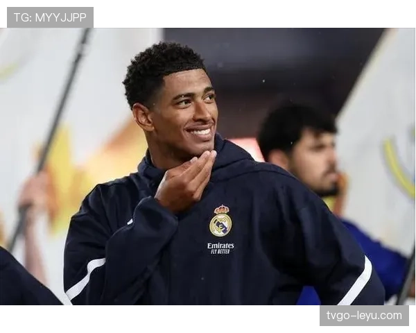 贝林厄姆买的豪车比我家楼还高，球场上是拼命三郎，生活里竟然这么高调？